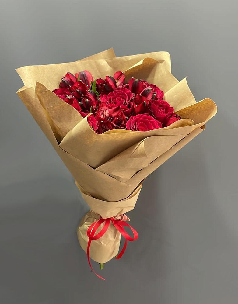 Букет цветов из: Альстромерии и Розы в Иванино