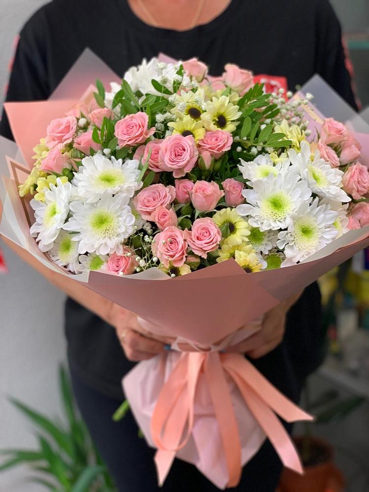 Букет цветов из: Розы и Хризантемы в Иванино