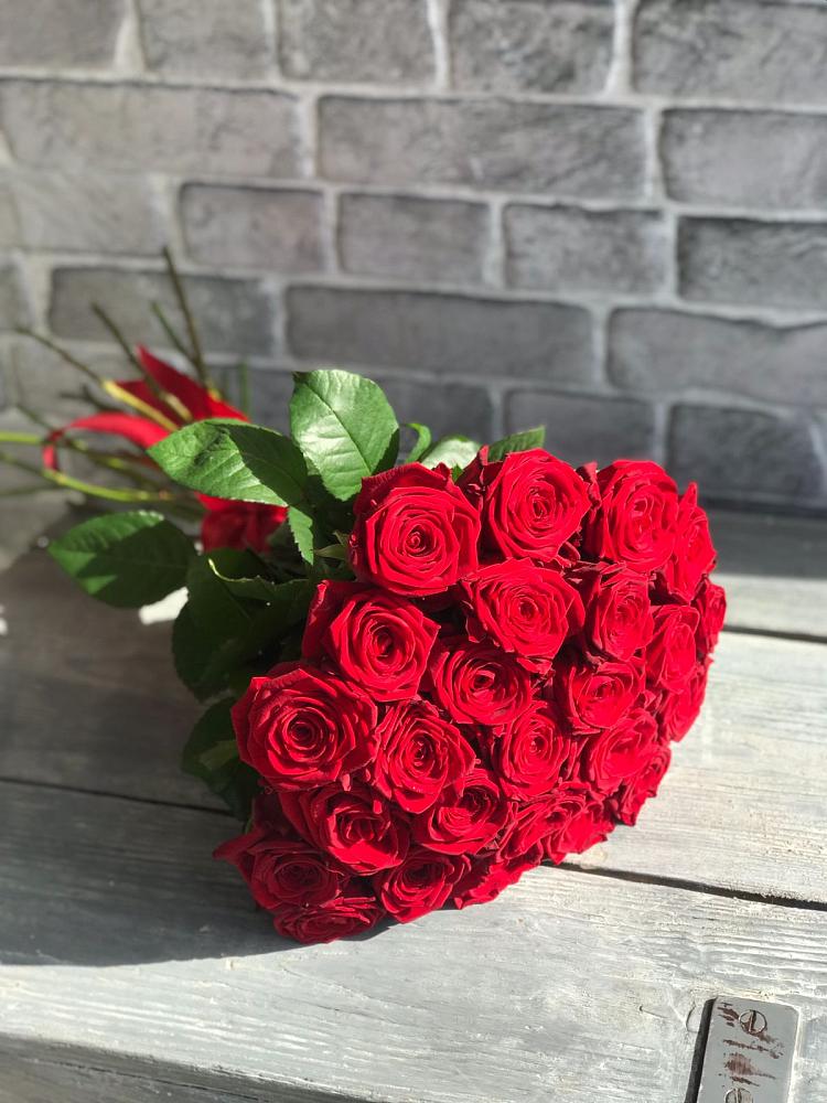 Букет Красные розы Фридом в Иванино