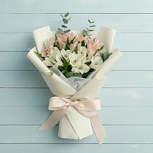 Букет цветов из:  Альстромерии в Иванино