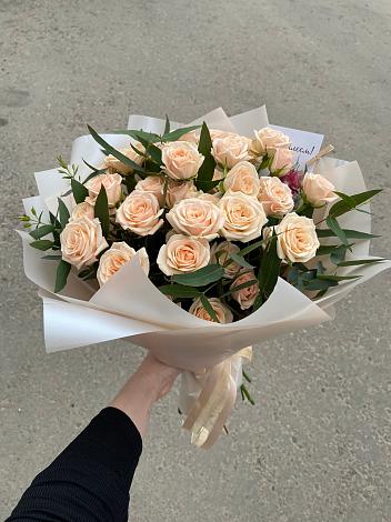 Букет Кремовые розы Латте в Иванино