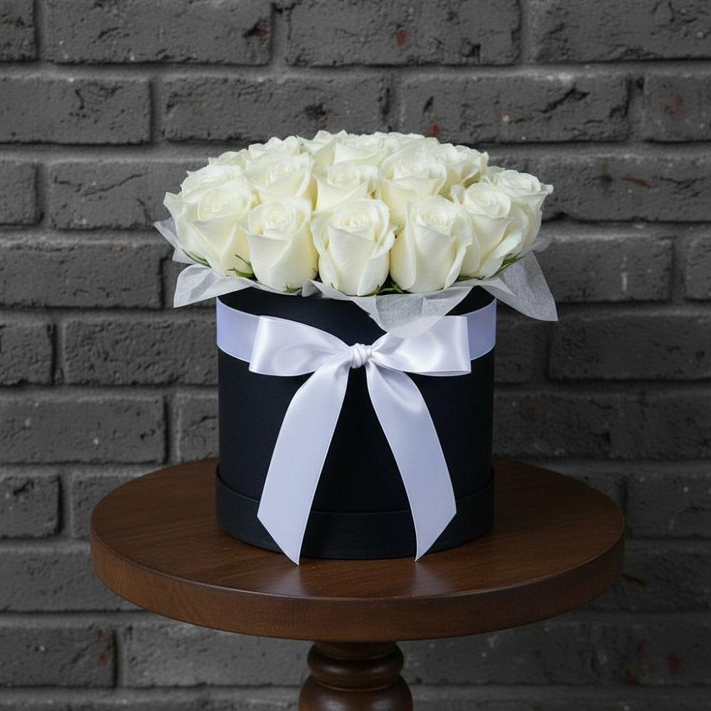 Цветочная композиция из Розы в шляпной коробке в Иванино