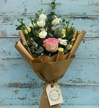 Букет цветов из:  Розы и Лизиантусы в Иванино